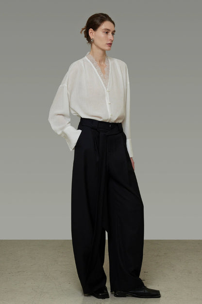 Lace V-neck loose blouse B4293