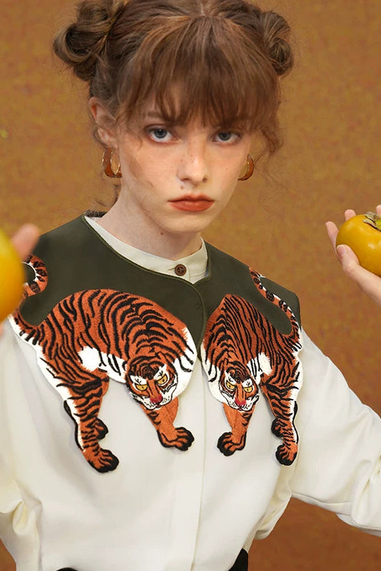 タイガーエンブロイダリーデタッチャブルカラー　B4585