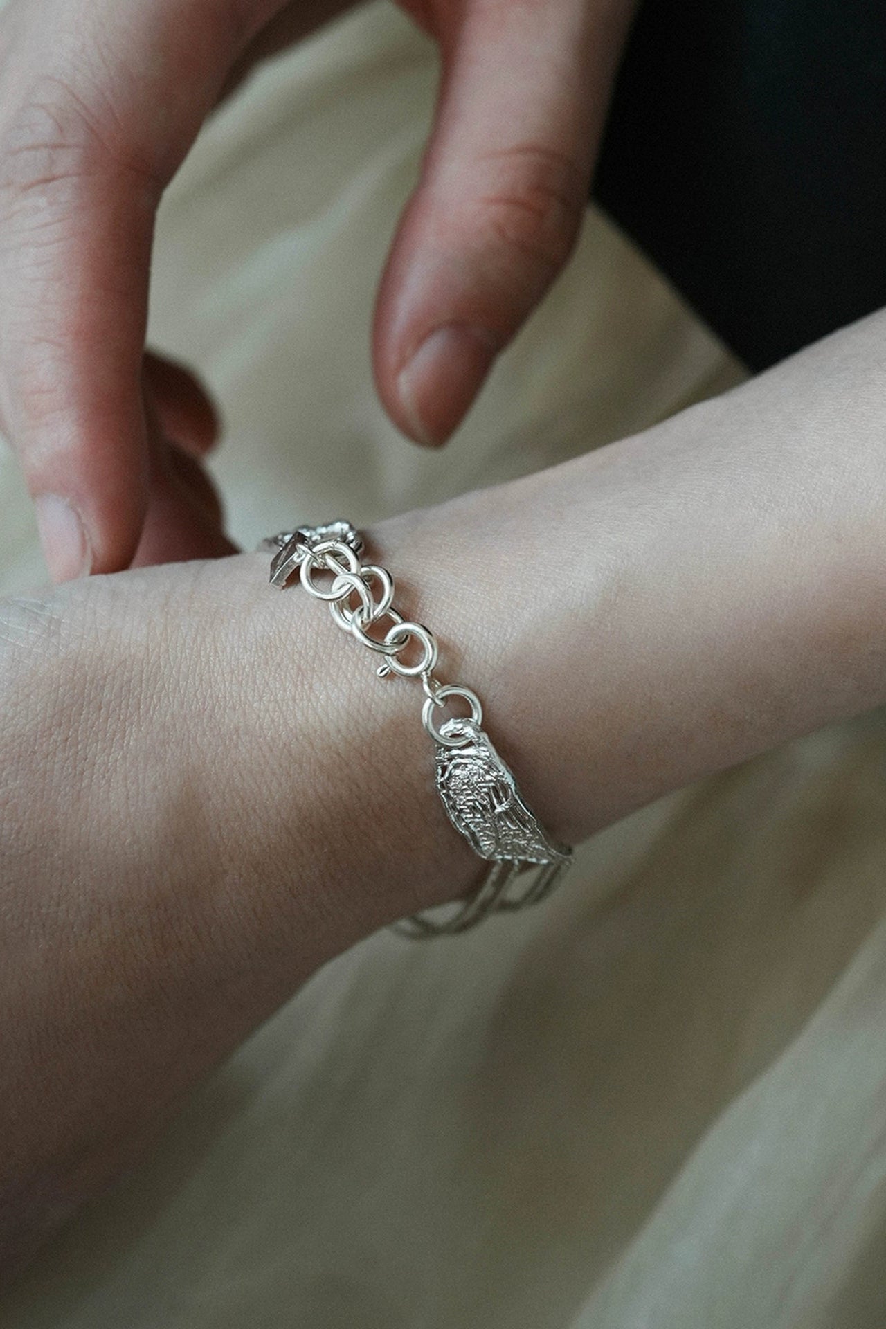 S925ヴィンテージクチナシファイバーニッチブレスレット　B4149