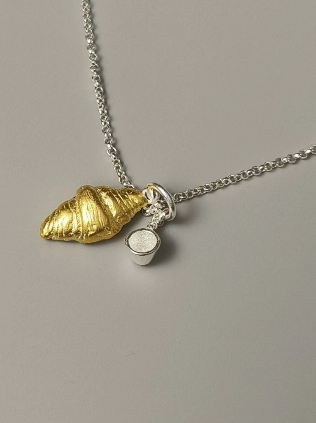 Morning croissant S925 necklace B1865