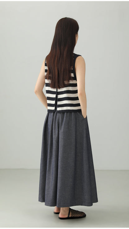 Back Slit Sleeveless Striped Top B4764