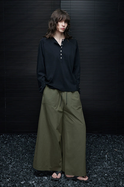 ブラックヘンリーネックレイジー長袖Ｔシャツ　B4364