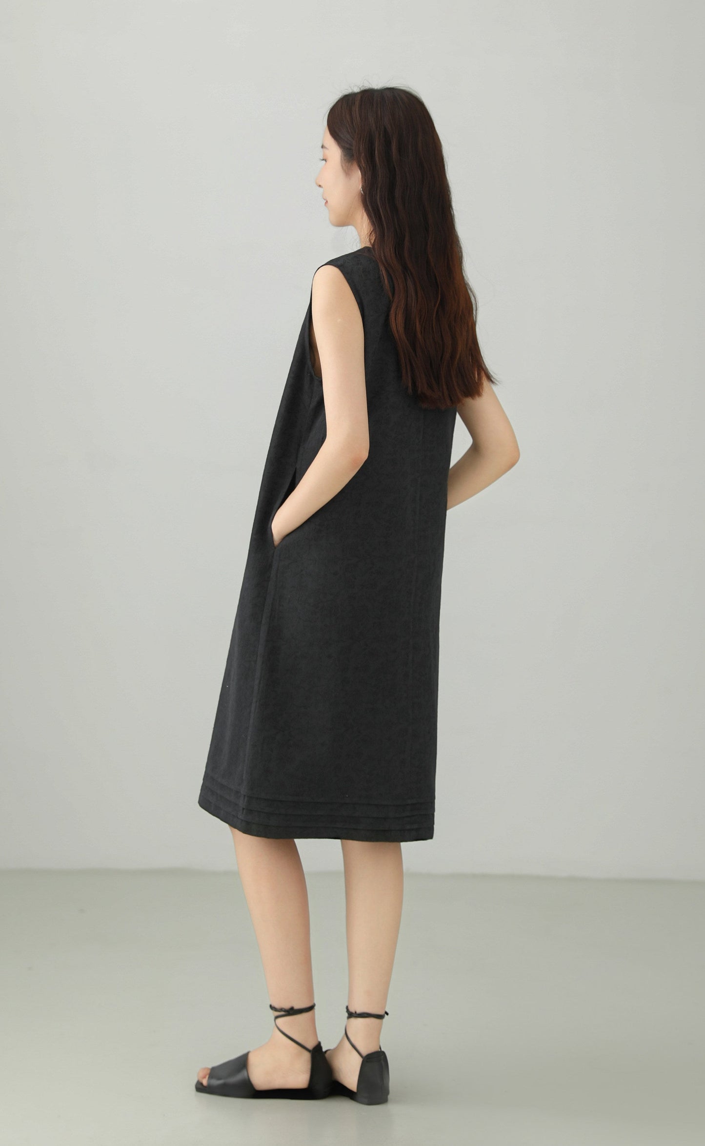 Linen Blend Jacquard Sleeveless Midi Dress B4891