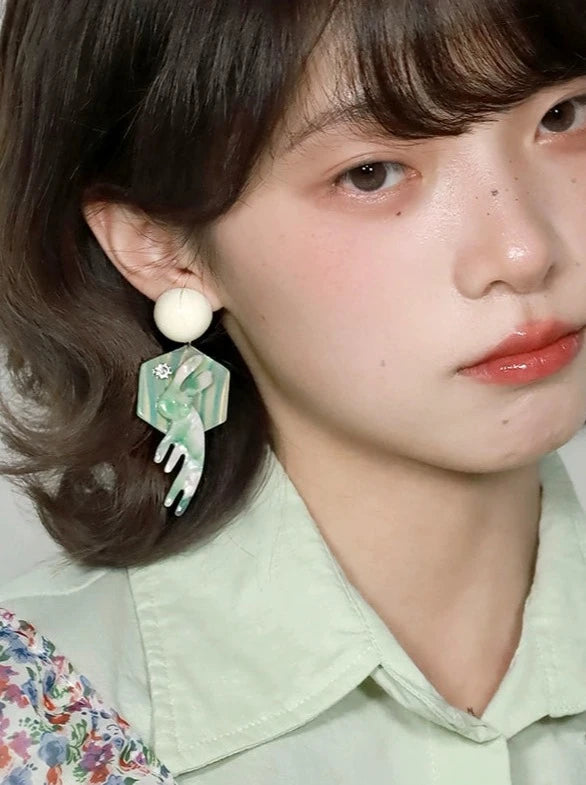 Asymmetric green rabbit earrings B2726
