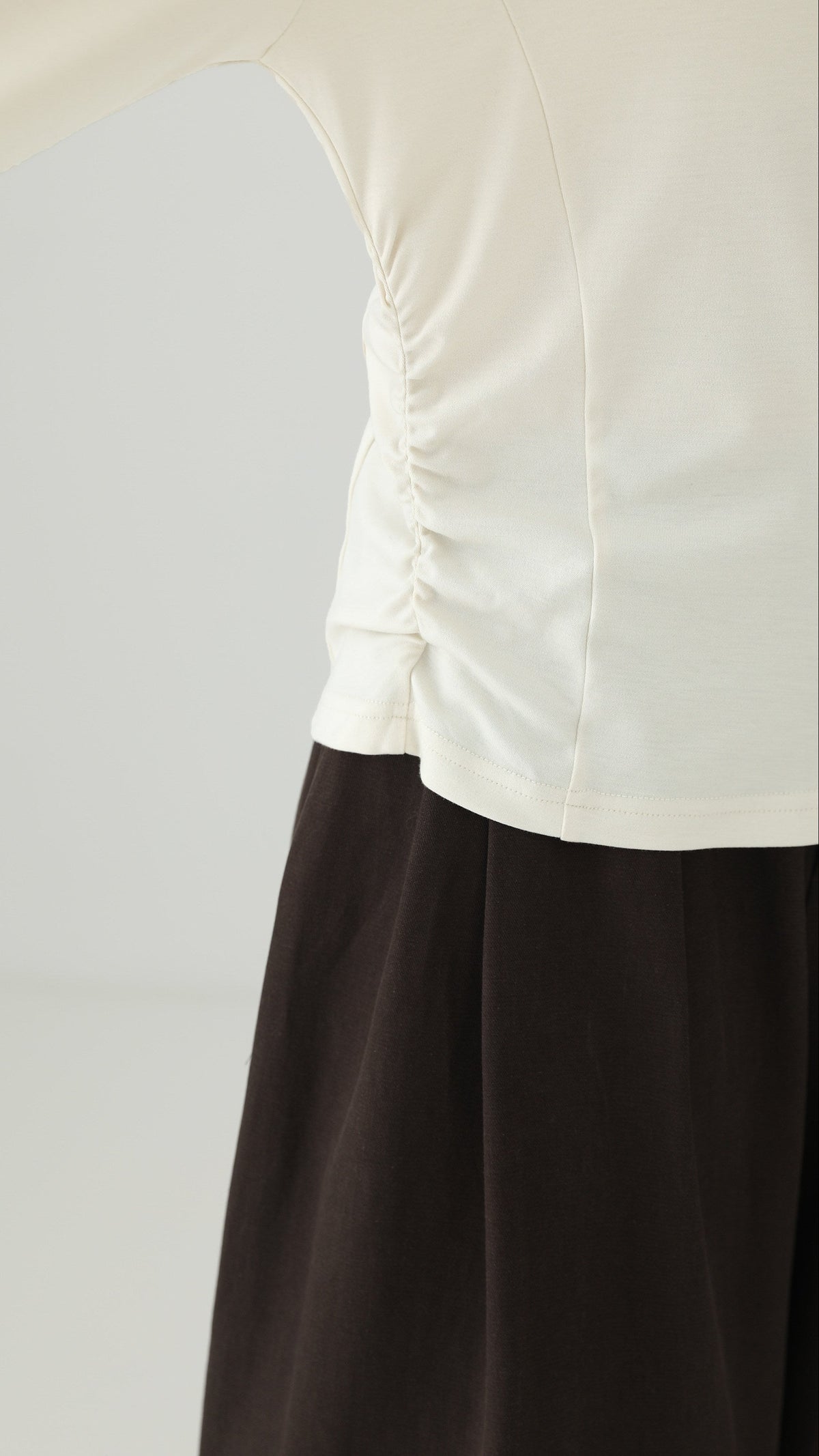 Bottleneck Side-Shirring Drape Long Sleeve T-Shirt B5001