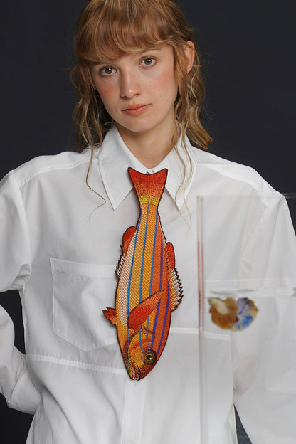 レッドフィッシュヴィンテージ刺繡ボウタイ　B4163