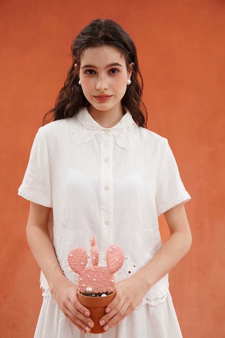 ホワイトカットアウト刺繡ブラウス　B3930