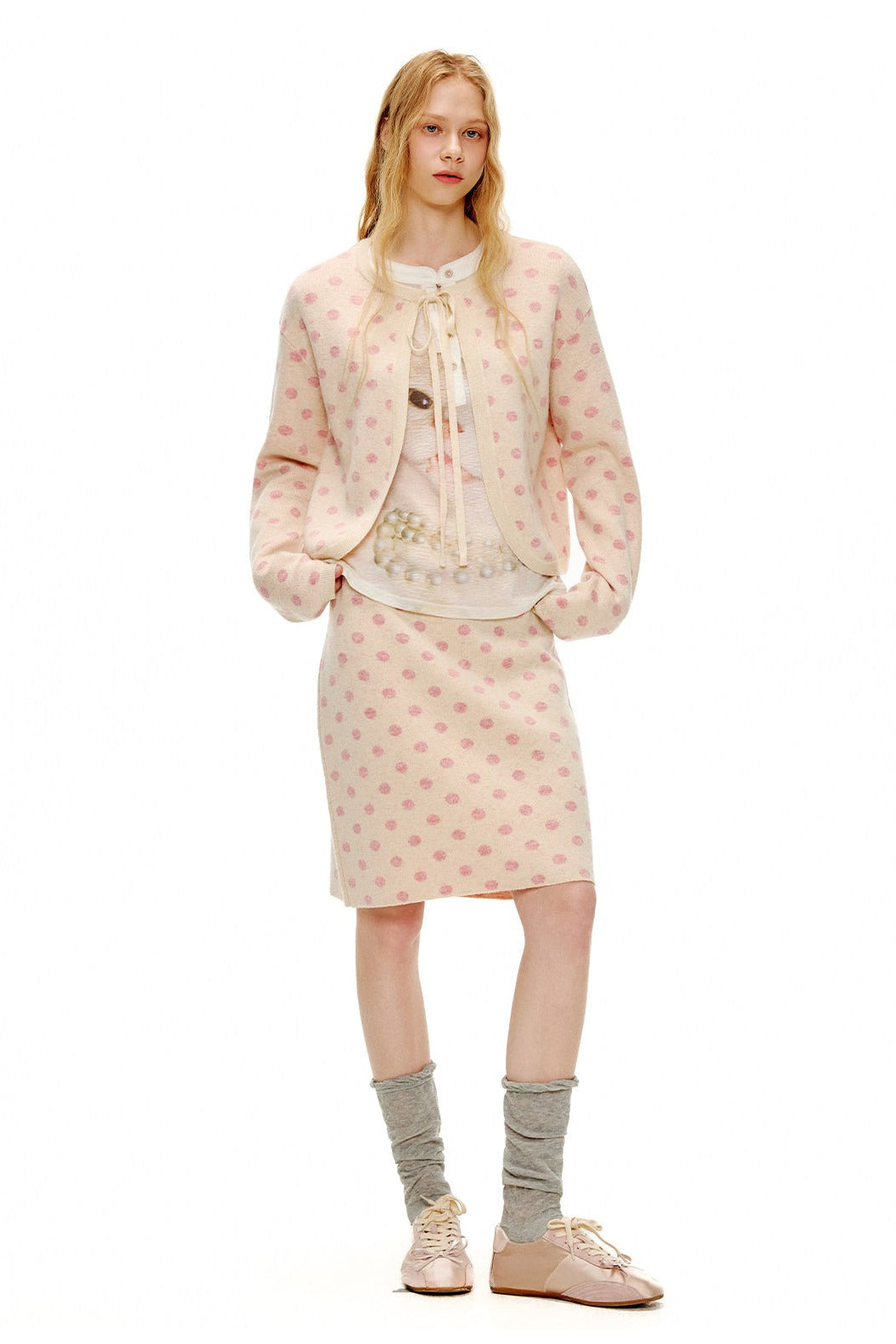 ピーチピンクジャガードドットカーディガン・スカート　B4596