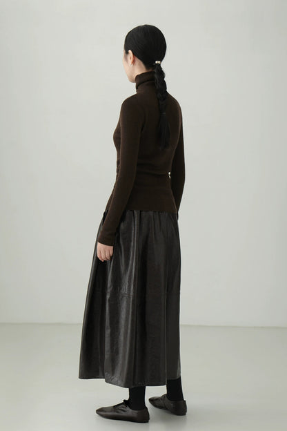 100% ウールウルトラファインハイネックセーター　B4531