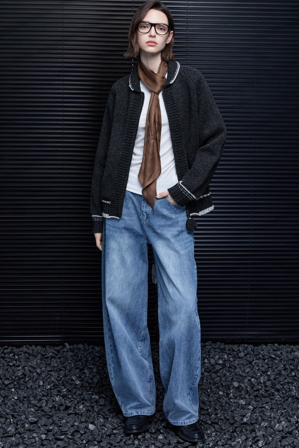 Wool-blend color-block striped collared knit cardigan B5017