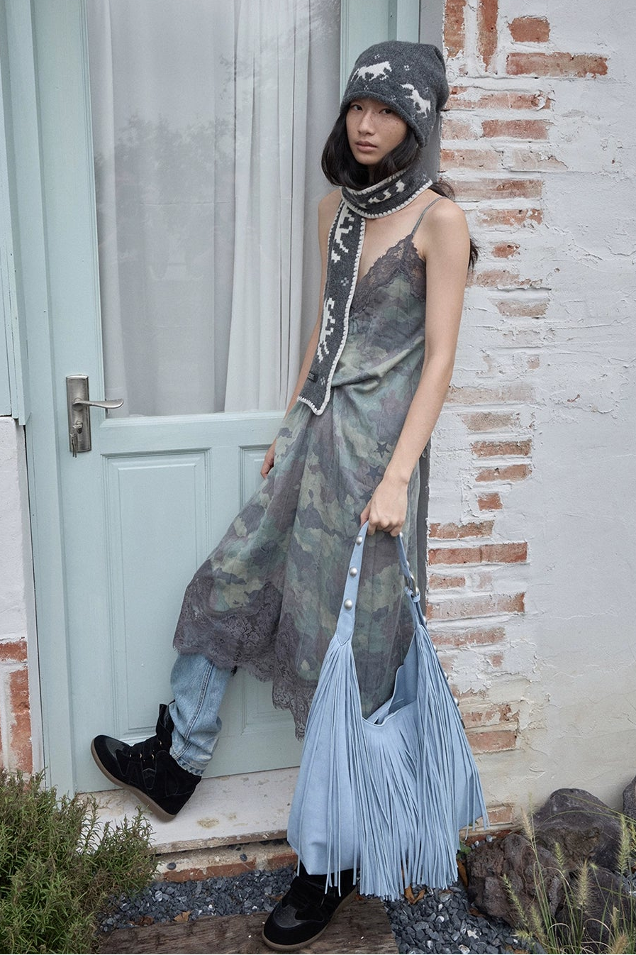 迷彩蕾絲V領吊帶裙 B4394