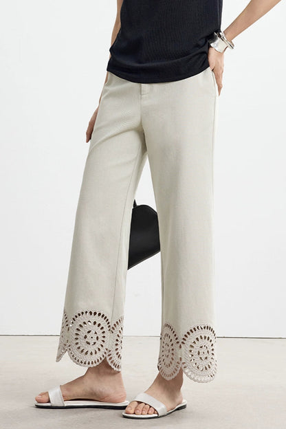 下擺鏤空刺繡直筒七分褲 B4142