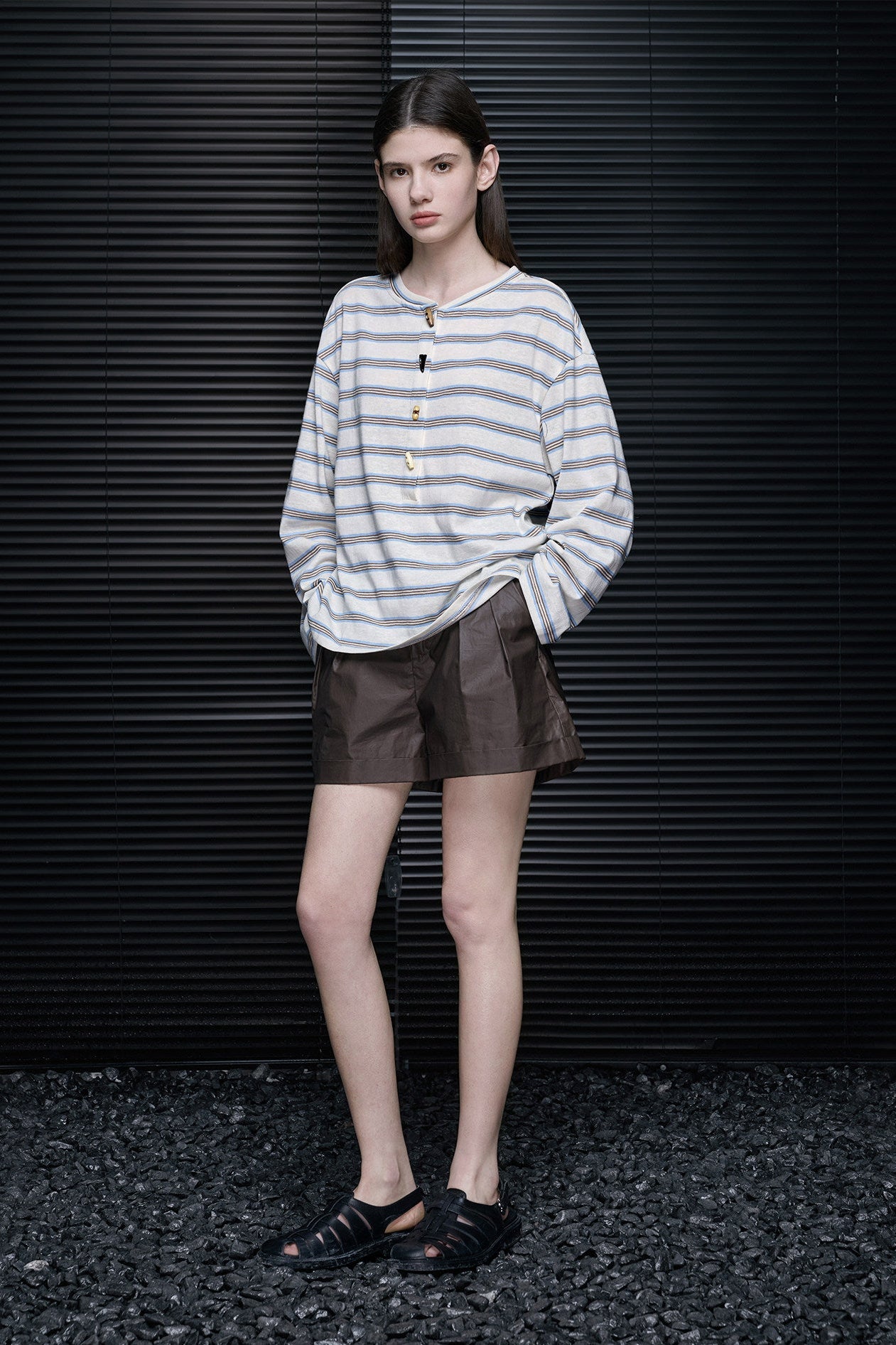 ホーンボタンストライプ長袖Ｔシャツ　B4685