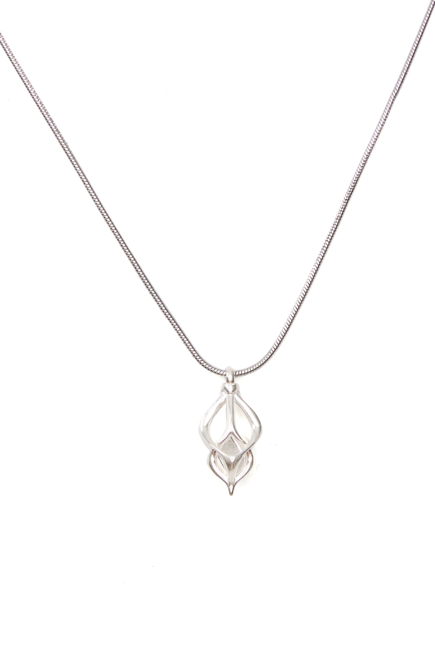 S925ユニセックスヴァインペンダントネックレス　B4534