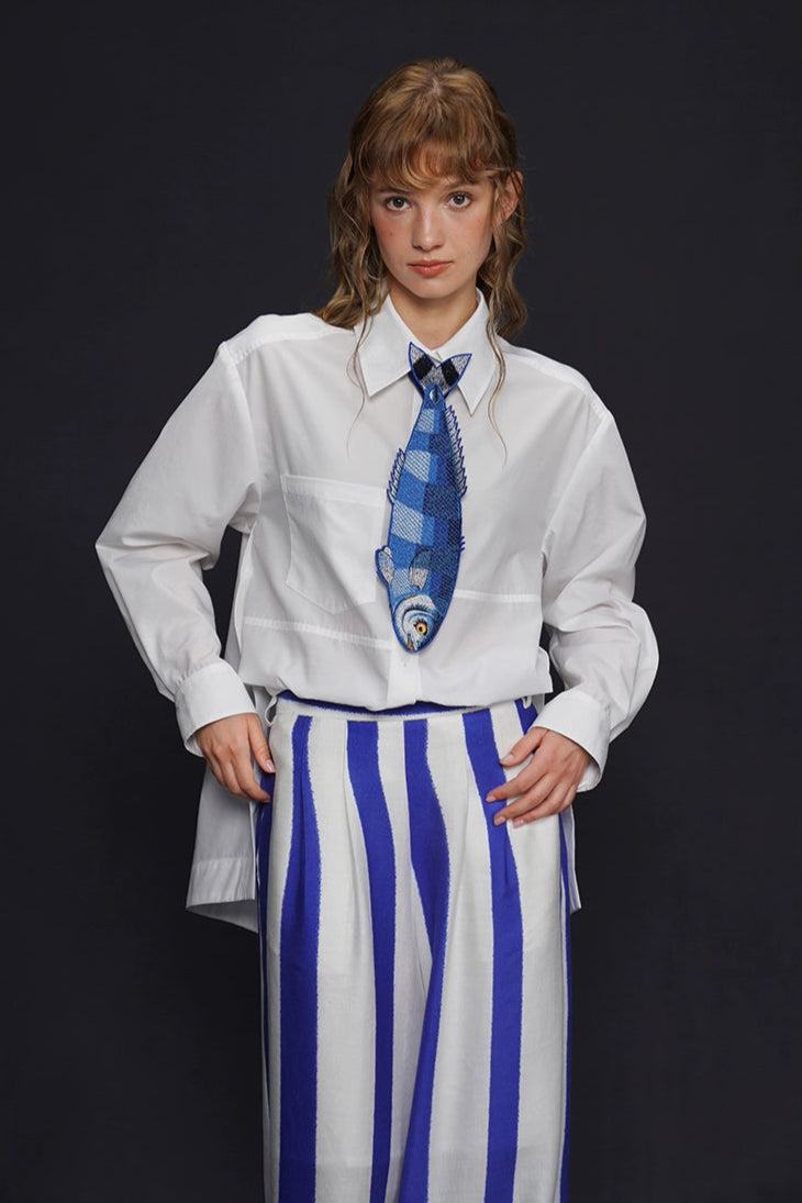 カプリブルーフィッシュヴィンテージ刺繡ネクタイ　B4161