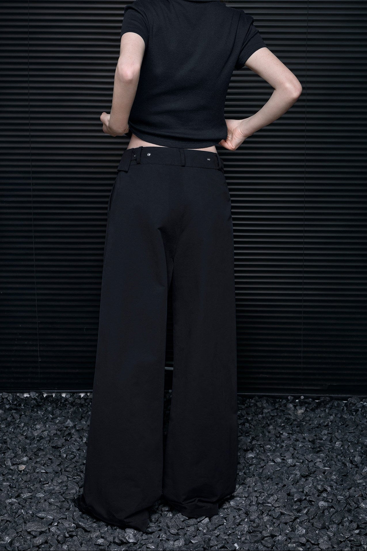 ブラックコットンストレートワイドパンツ　B4688