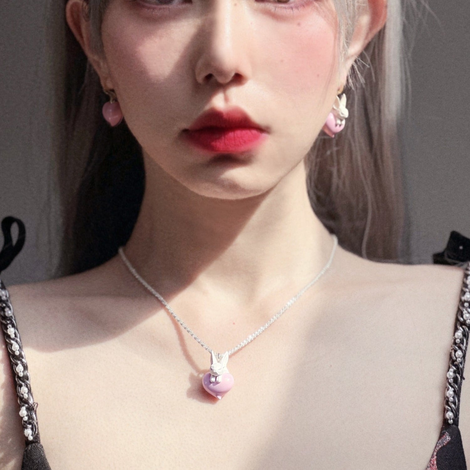 I love rabbit earrings B1699