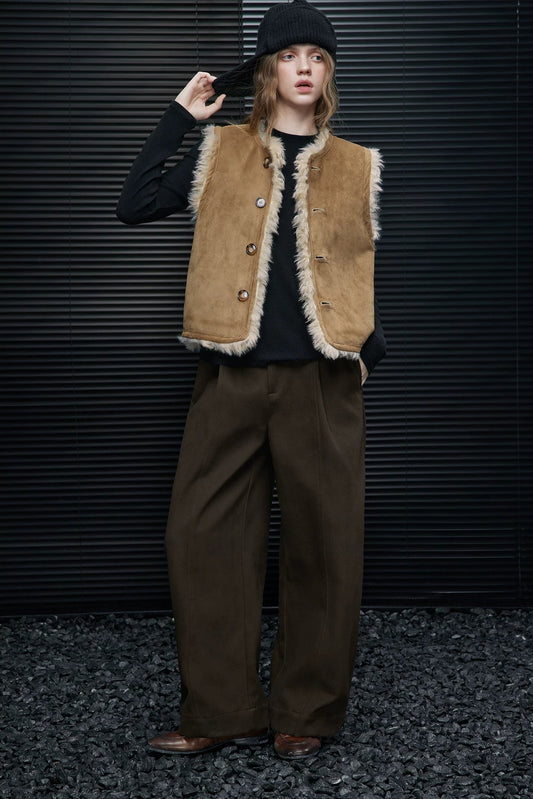 スエード調リバーシブルベスト　B4577