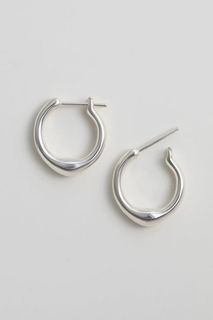 S925プレーンフープスタッドピアス　B4341