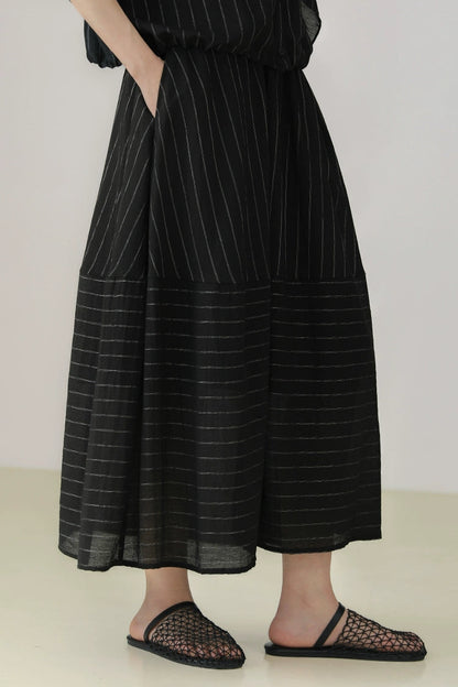 Irregular Striped Bud Skirt B3966