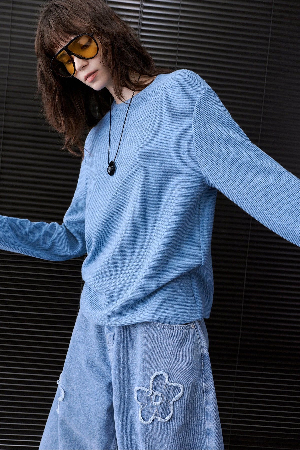 Blue Vintage-Style Textured Long Sleeve T-Shirt B5021