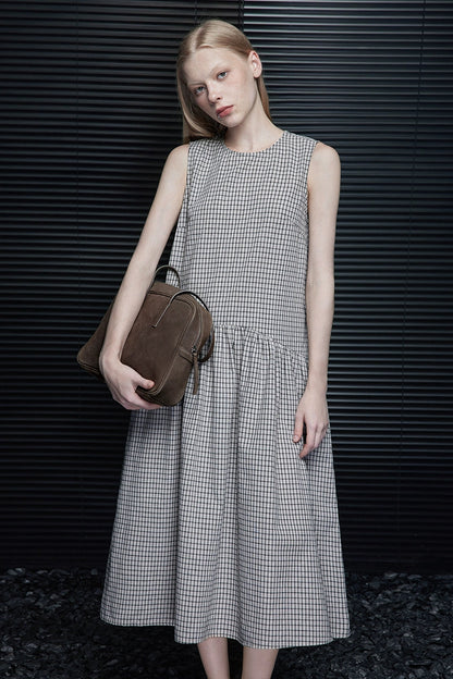 黑色格紋無袖中長洋裝 B4030