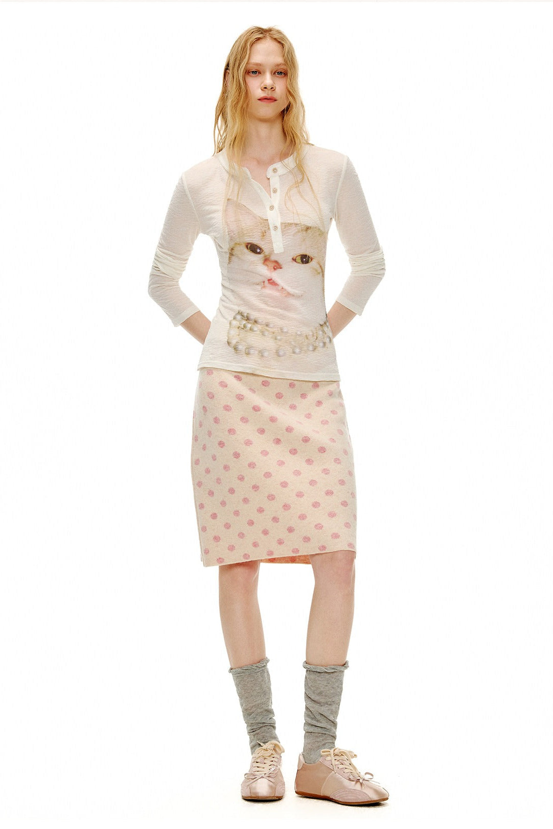 ピーチピンクジャガードドットカーディガン・スカート　B4596