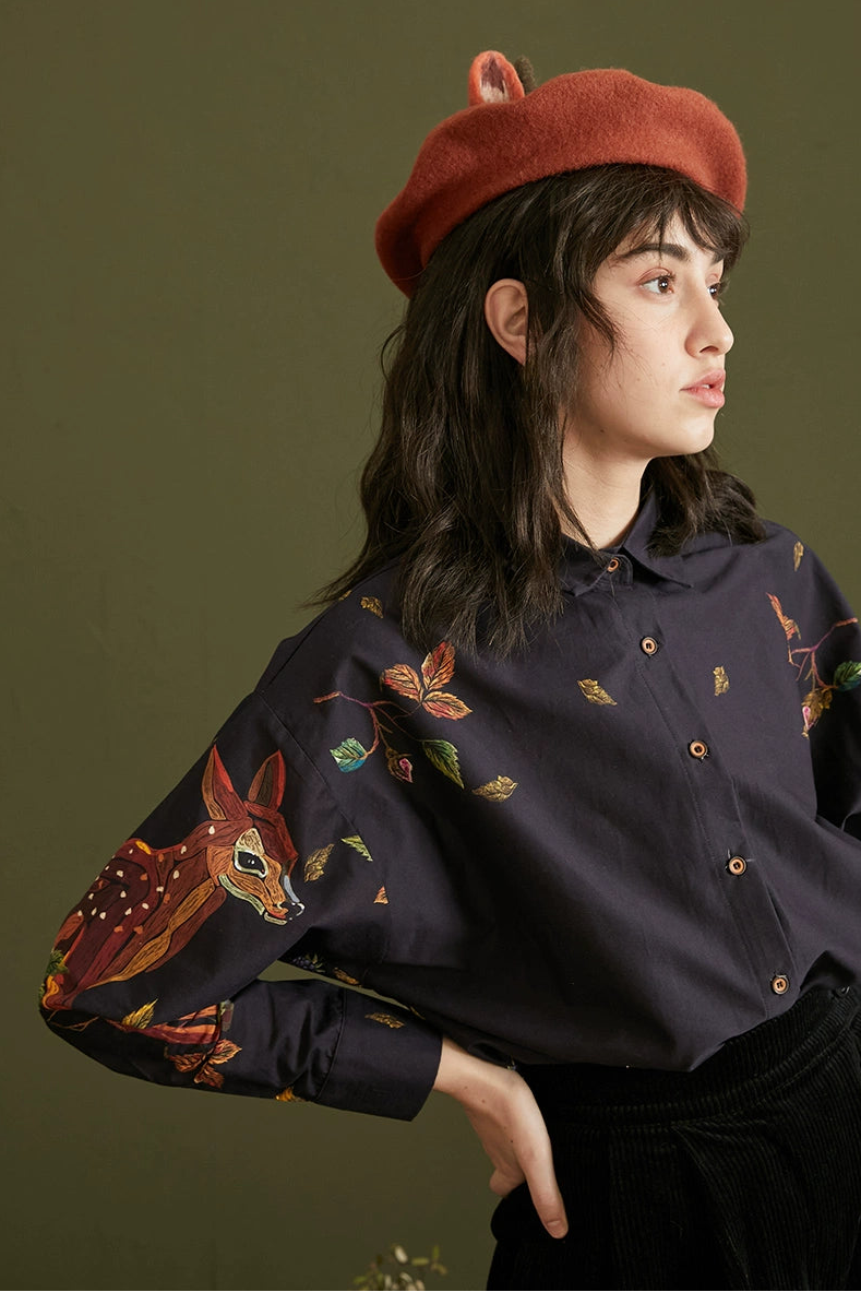 手繪鹿紋寬鬆襯衫 B4460