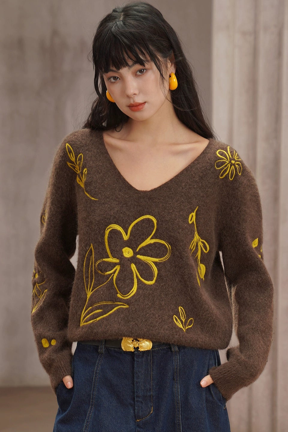 レトロブラウンフラワー刺繡セーター　B4456