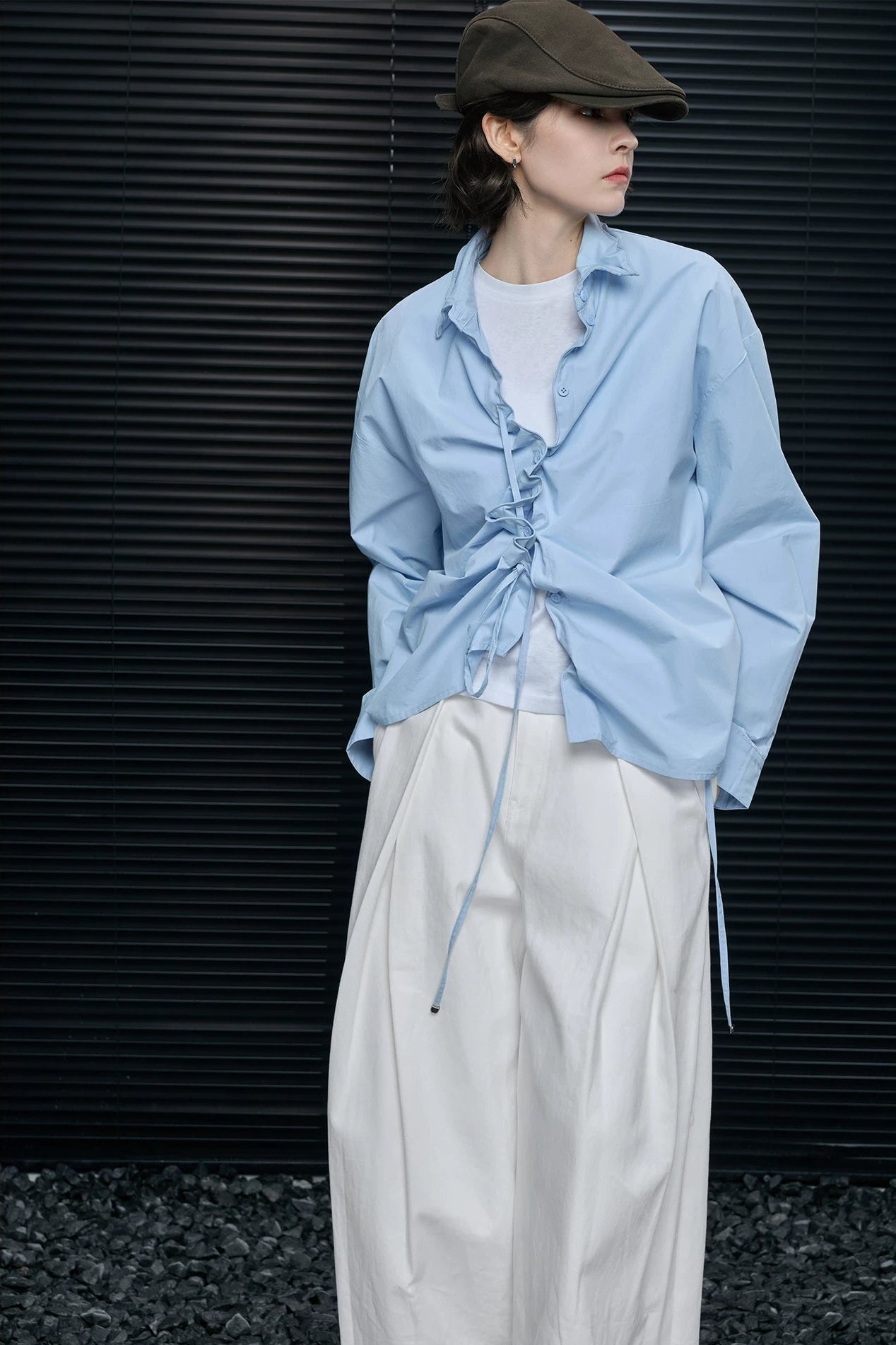 スカイブルーフレキシブルギャザーシャツ　B4667