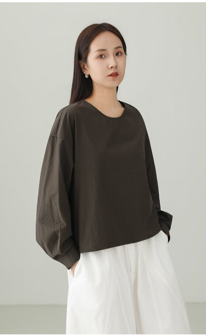 ミニマルクルーネックプルオーバーシャツ　B4729