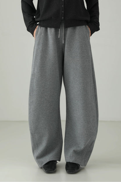 Minimalist Curved Blade Loose Pants B4530