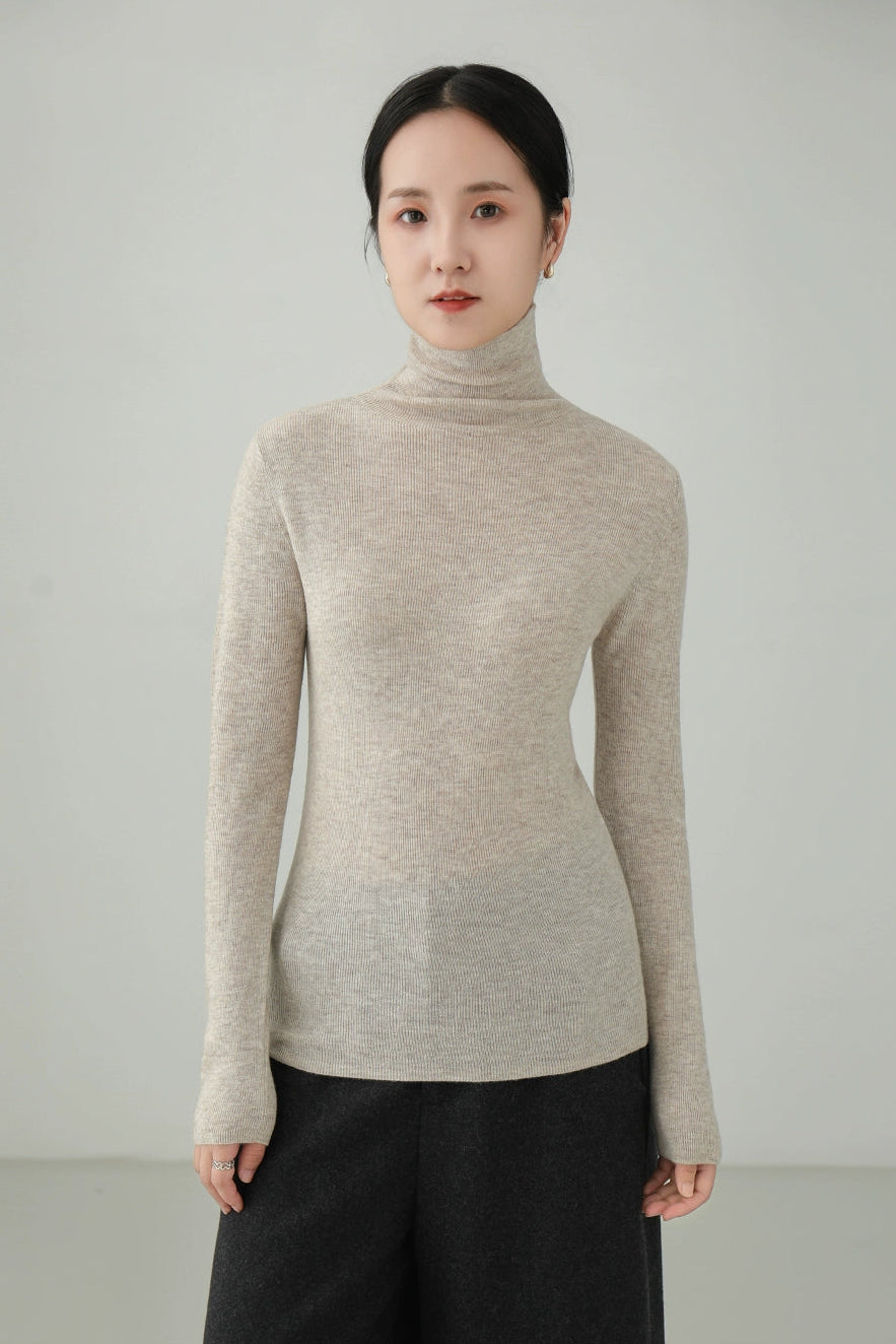 100% ウールウルトラファインハイネックセーター　B4531