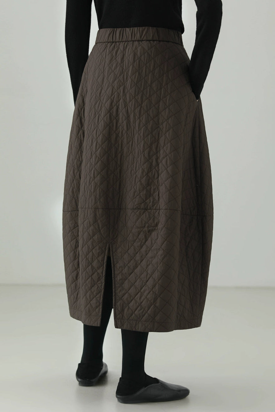 ウオームチューリップキルティングスカート　B4524
