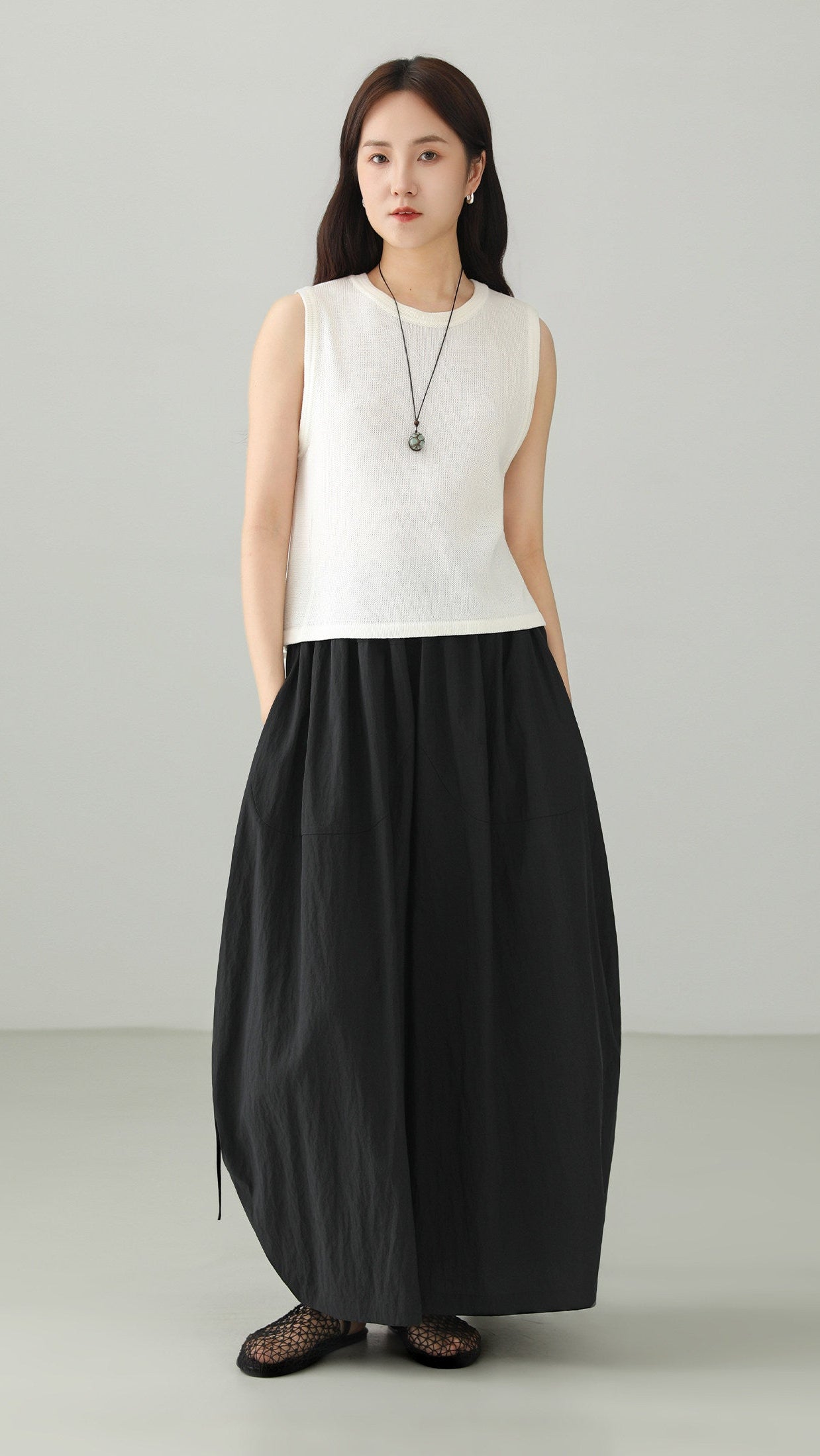 Black Art Silhouette Wide Skirt Pants B4761