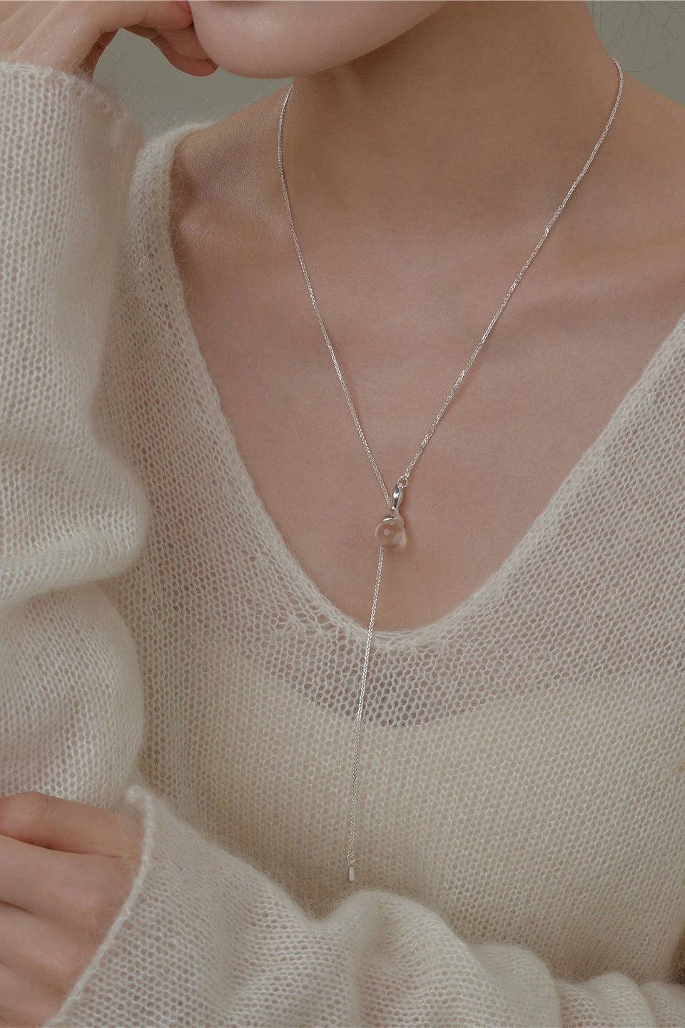 S925シャドウホワイトクリスタルペンダントネックレス　B4516