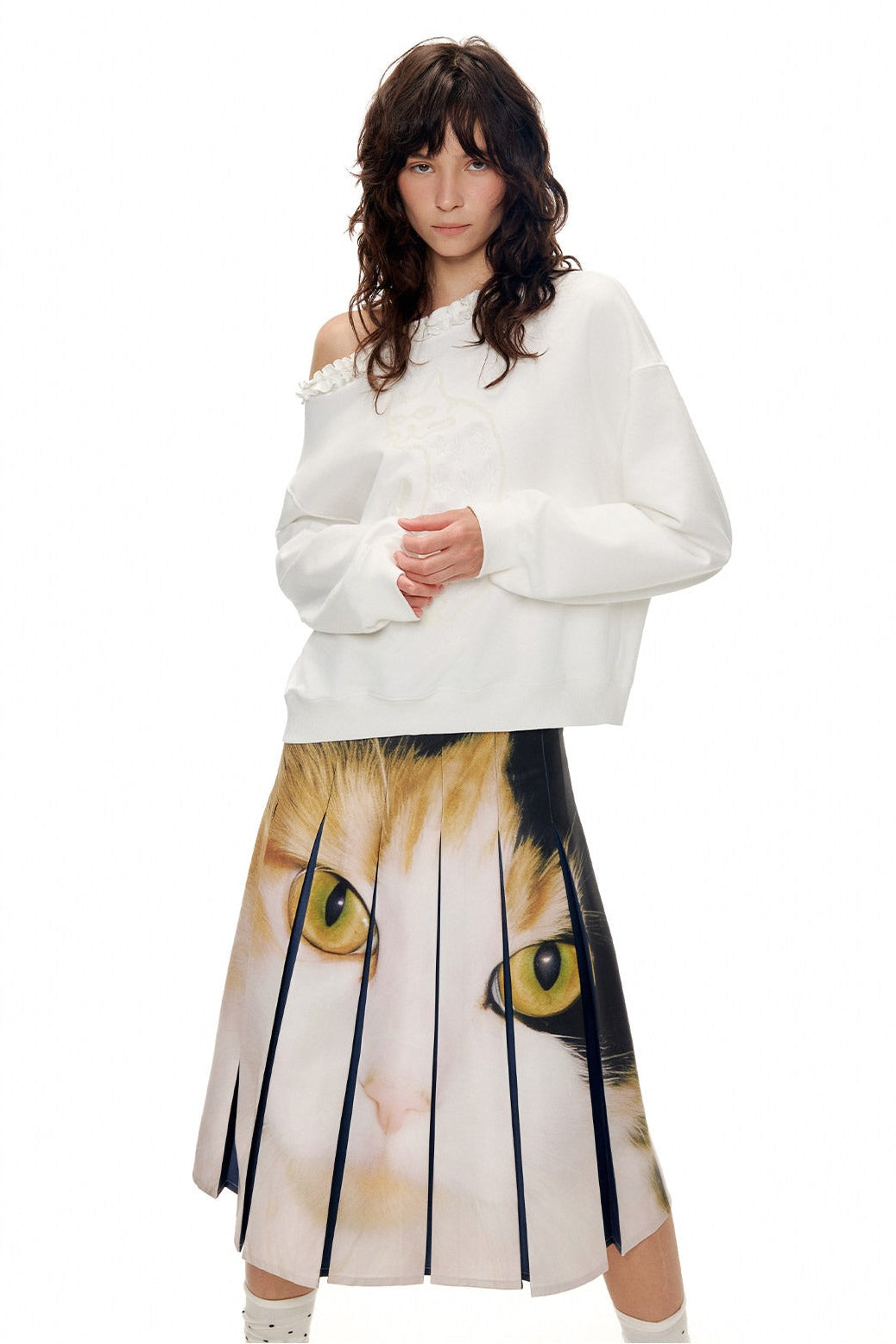 キャットプリントミッドウエストプリーツスカート　B4597