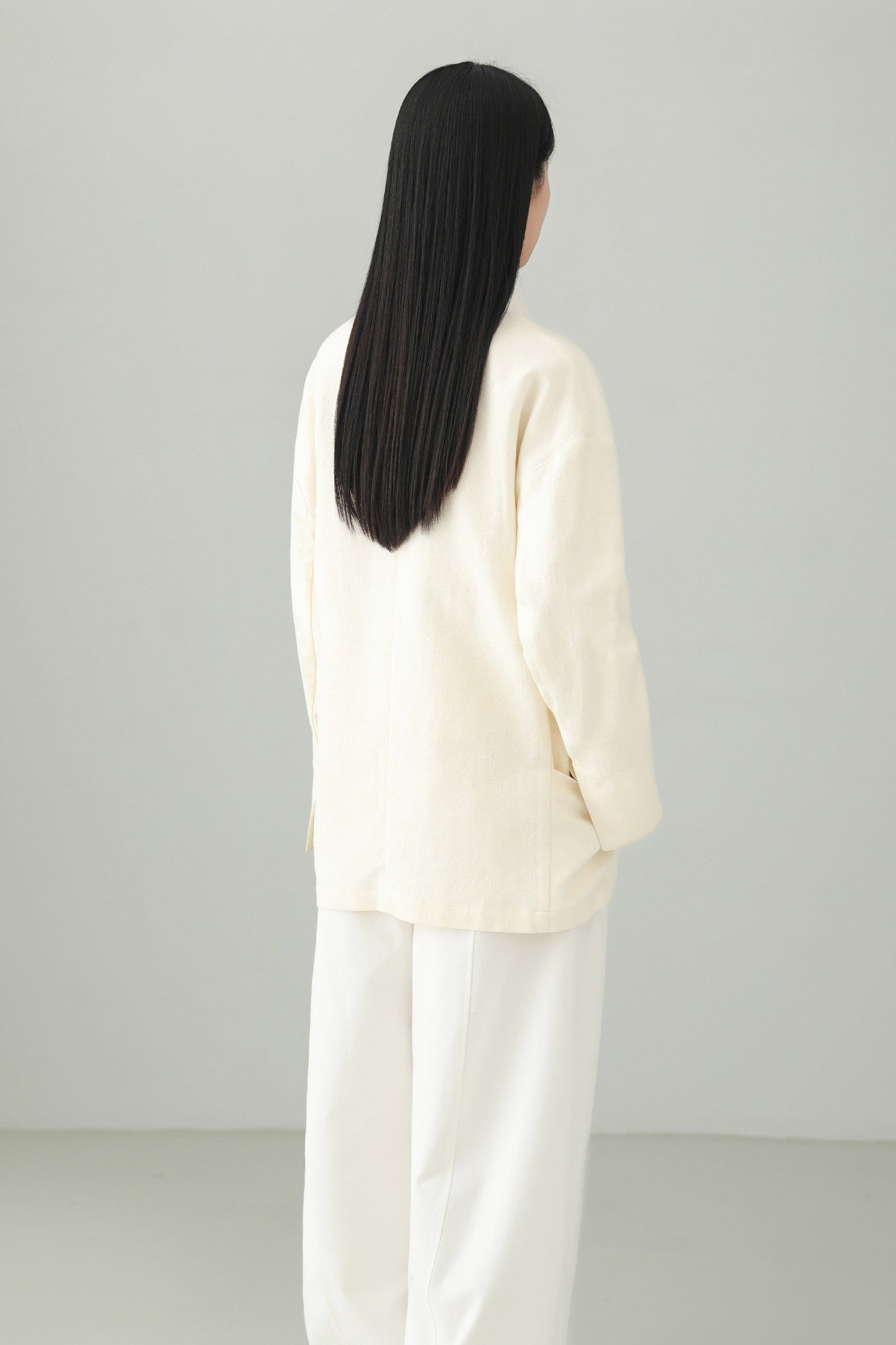 Minimalist Jacquard V-Neck Jacket B4659