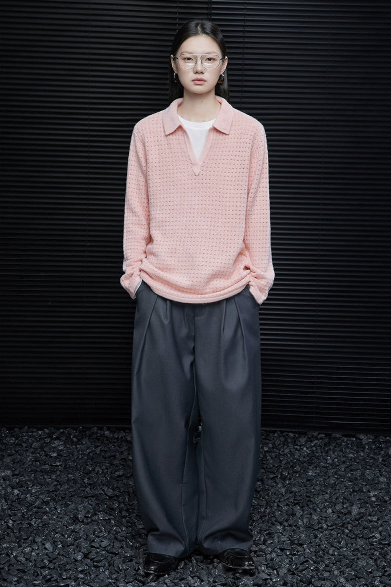 ピンクハイエンドVネックセーター　B4357