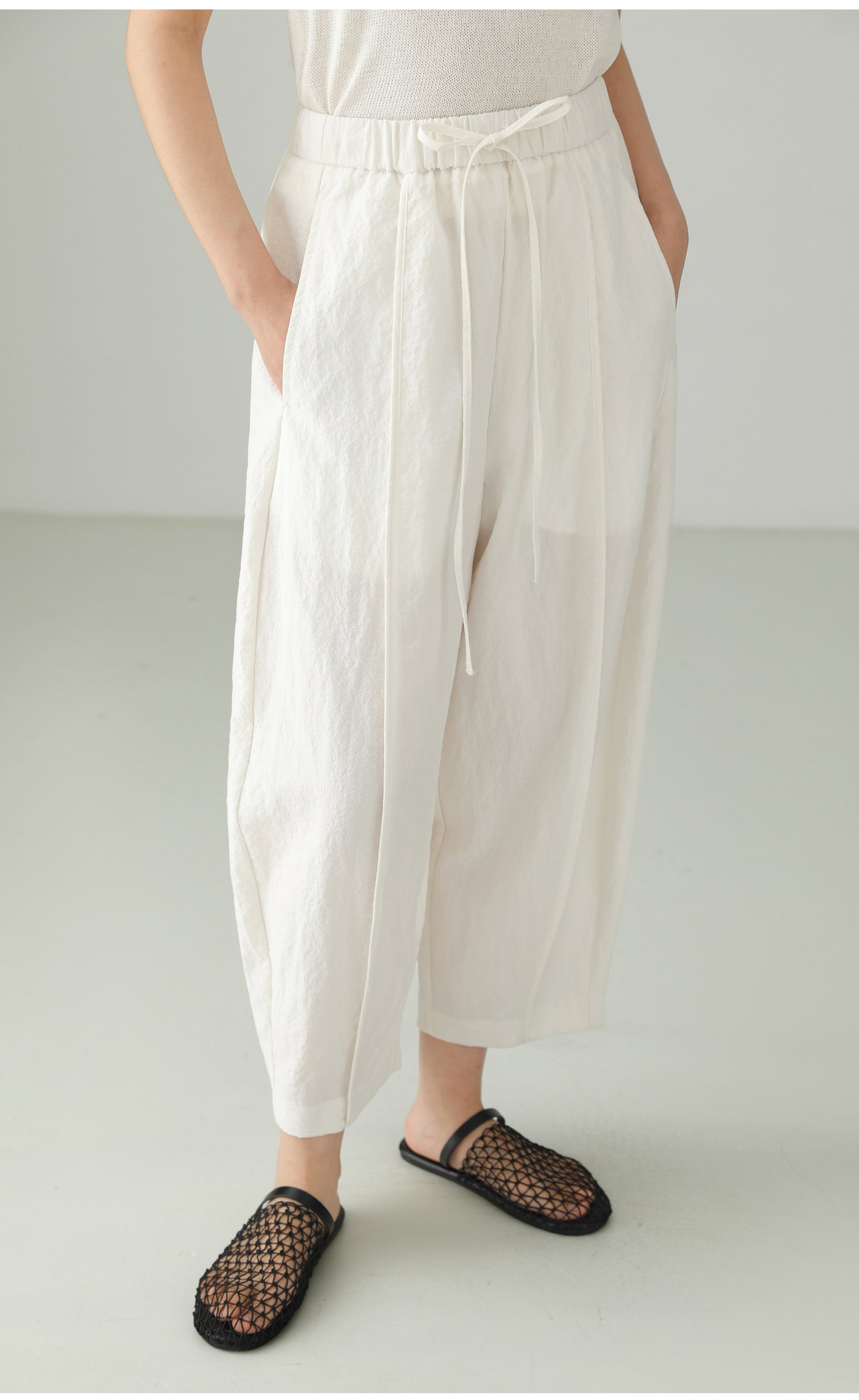 Tencel-blend Cropped Wide Pants B4756
