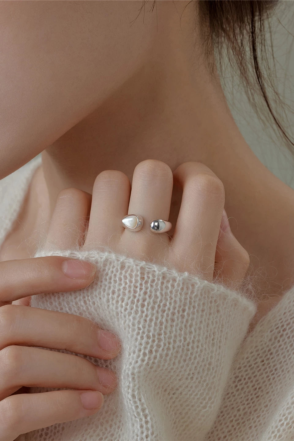 S925マザーオブパールムーンライトオープンリング　B4560