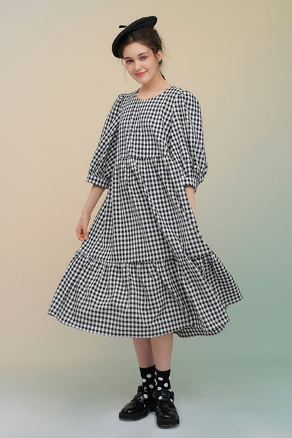 玫瑰刺繡仿色格紋洋裝 B3756