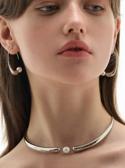 Stylish Pearl C Ring Earrings B2072