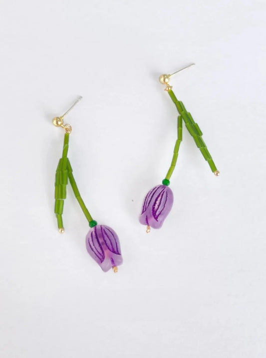 Purple Tulip Bead Earrings B2064