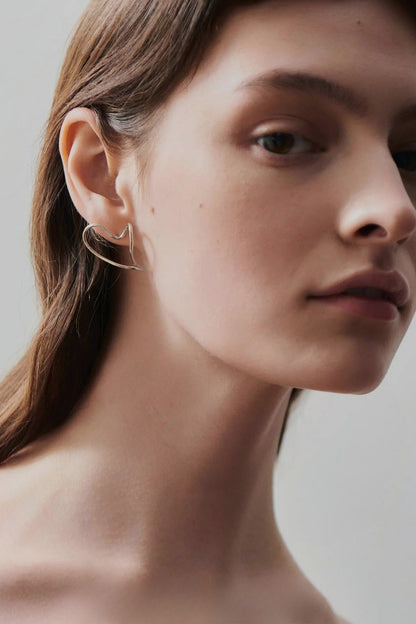 S925鏤空不規則桃心耳環 B4128