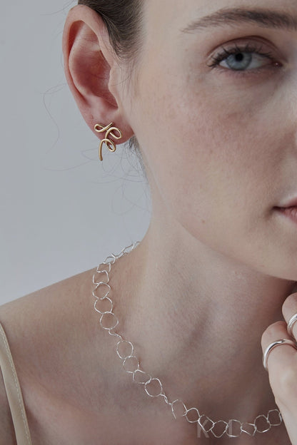 S925 Asymmetrical Chic Silk Twist Stud Earrings B4129