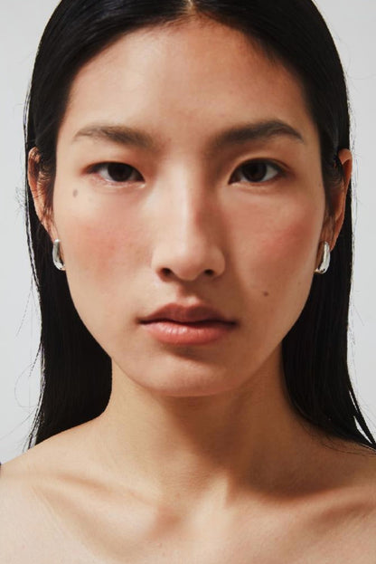 S925プレーンウオータードロップスタッドピアス　B4337