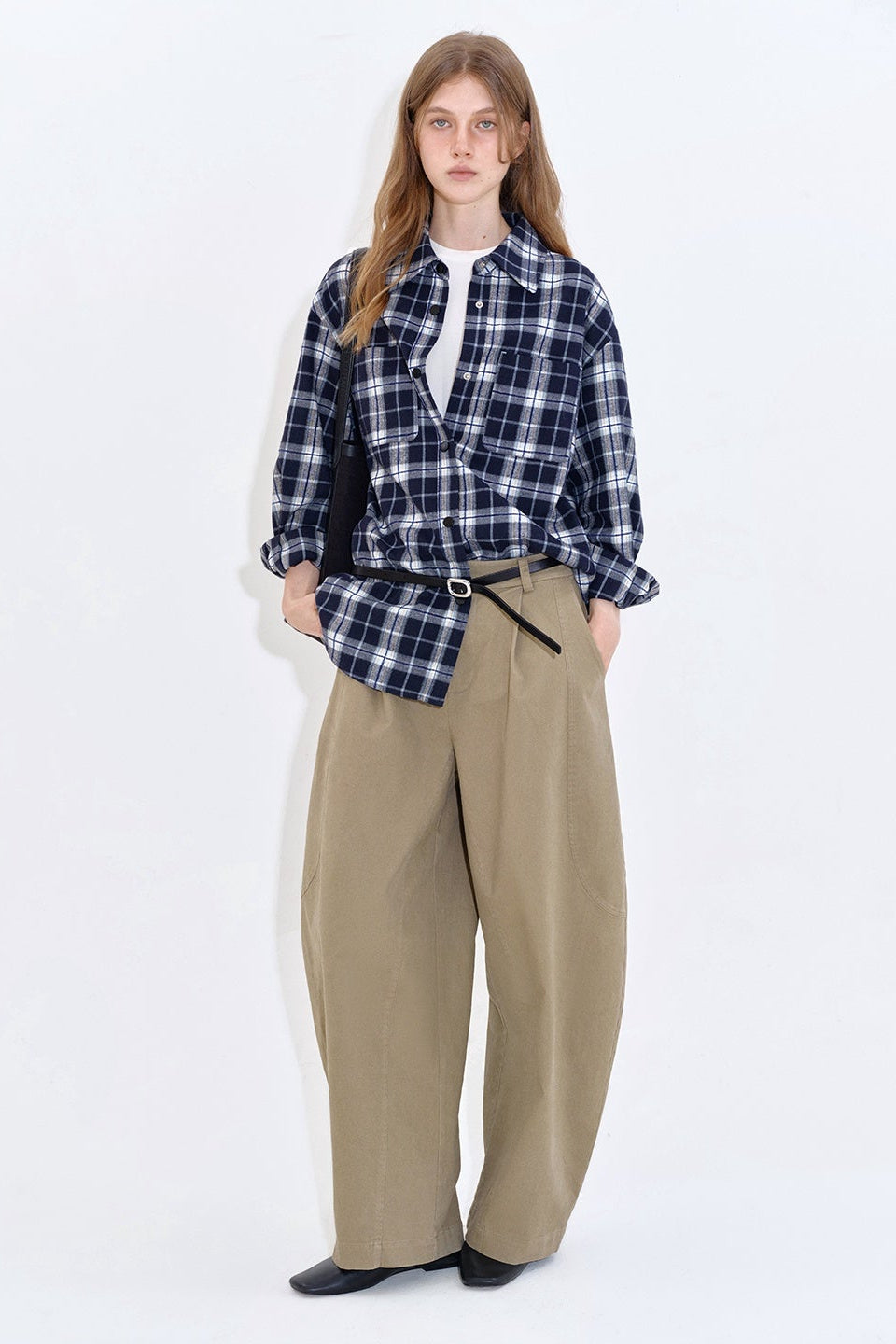 ウオッシュコットンバナナパンツ　B4402