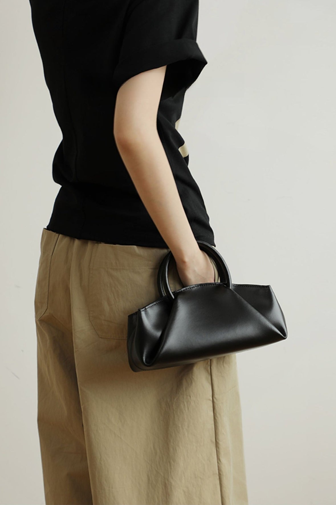 レトロレザーボックスハンドバッグ　B4408