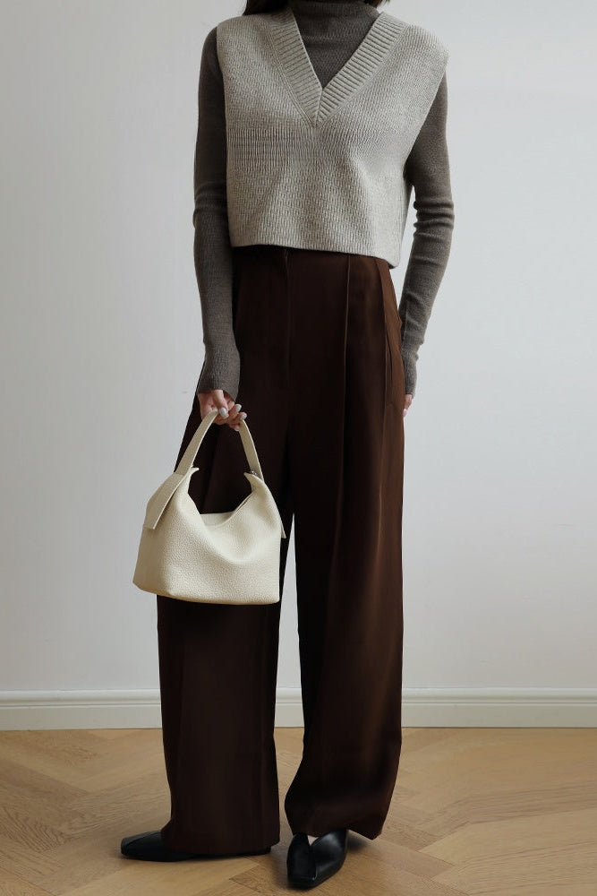 皮革腋下水桶肩背包 B4413